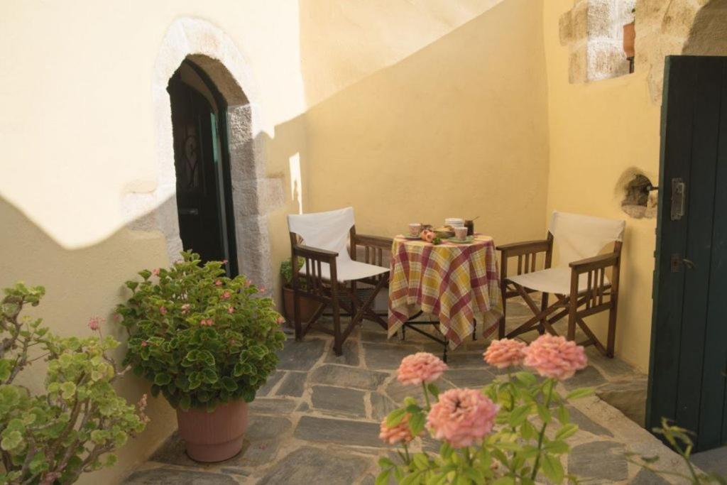 Abramis Rooms Mitata Экстерьер фото
