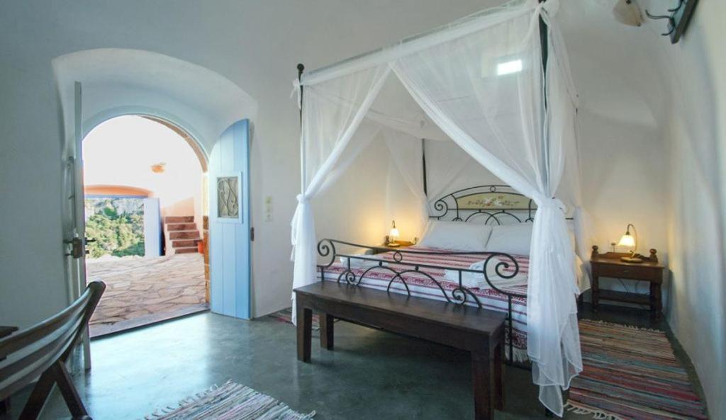 Abramis Rooms Mitata Экстерьер фото