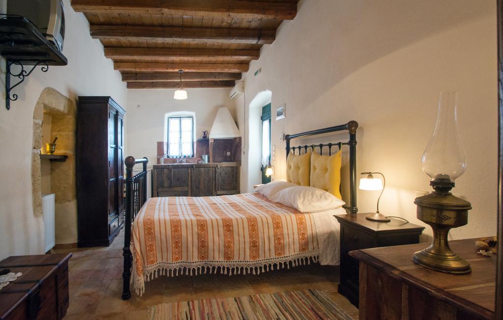 Abramis Rooms Mitata Экстерьер фото